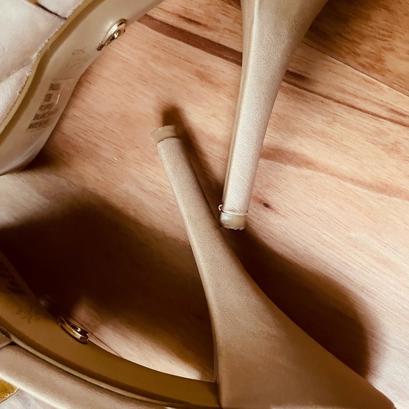 Jessica Simpson Nude Platform Sandals - Picture 5 of 6